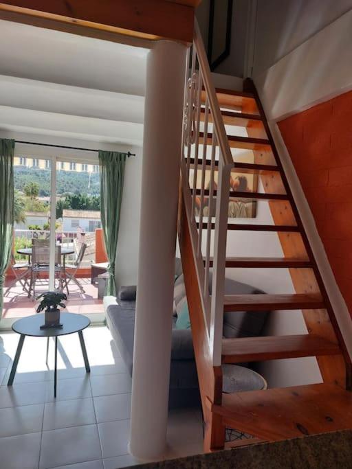 Studio Tipo Loft Con Vista Al Montgo Denia Kültér fotó